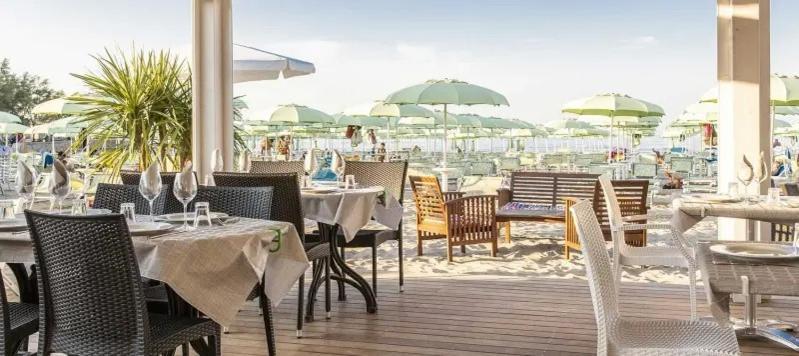 Appartamento In Villa Pesaro Exteriör bild